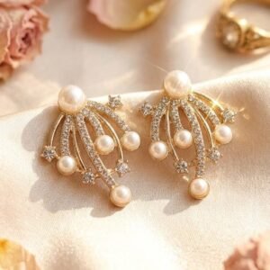 Pearl Golden Stud